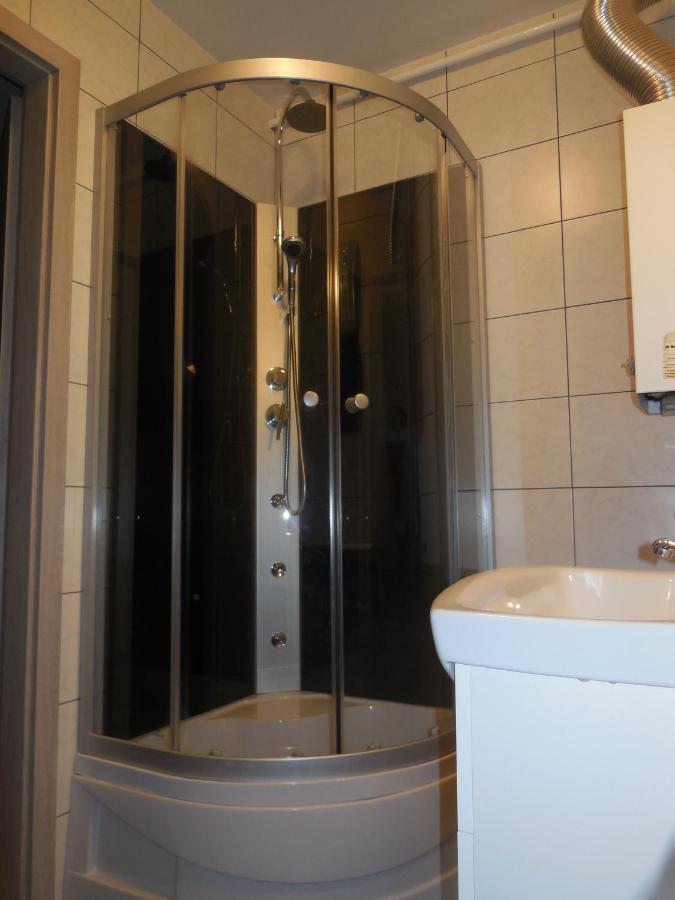 Pokoje Goscinne Krakau Buitenkant foto